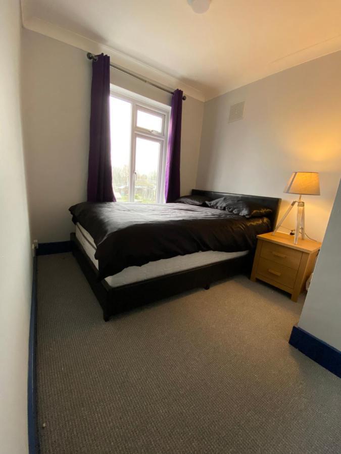 Harewood Lodge - Single And Double Rooms Self Serve Apartment King's Lynn Esterno foto